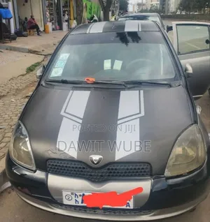 Toyota Vitz 2001