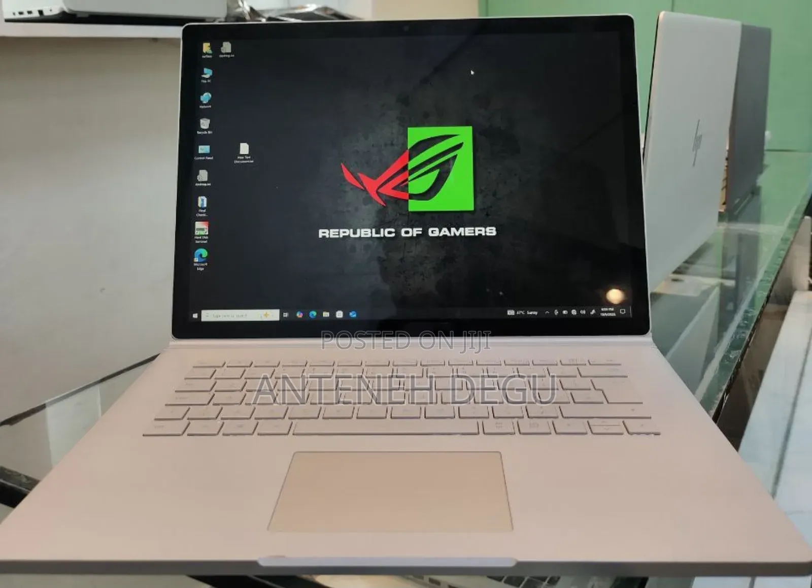 New Laptop Microsoft Surface Book 2 16GB Intel Core I7 SSD 512GB