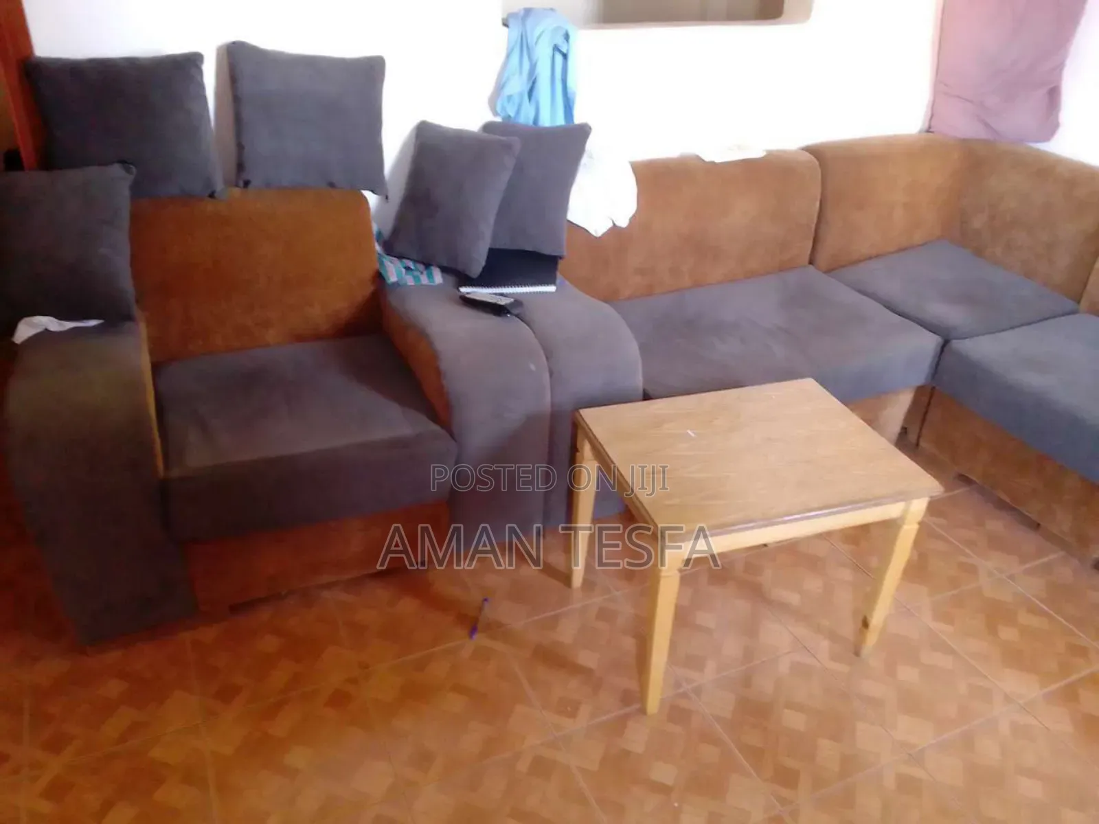 Betam Kell Yale Konjo Sofa