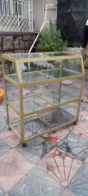 Photo - Metal Display