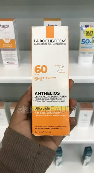 Photo - La Roche-Posay Anthelios Fluid