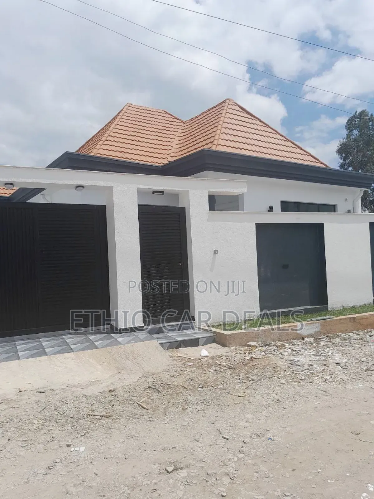 Furnished 6bdrm Villa in Bole for sale