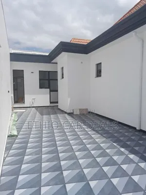 Furnished 6bdrm Villa in Bole for sale