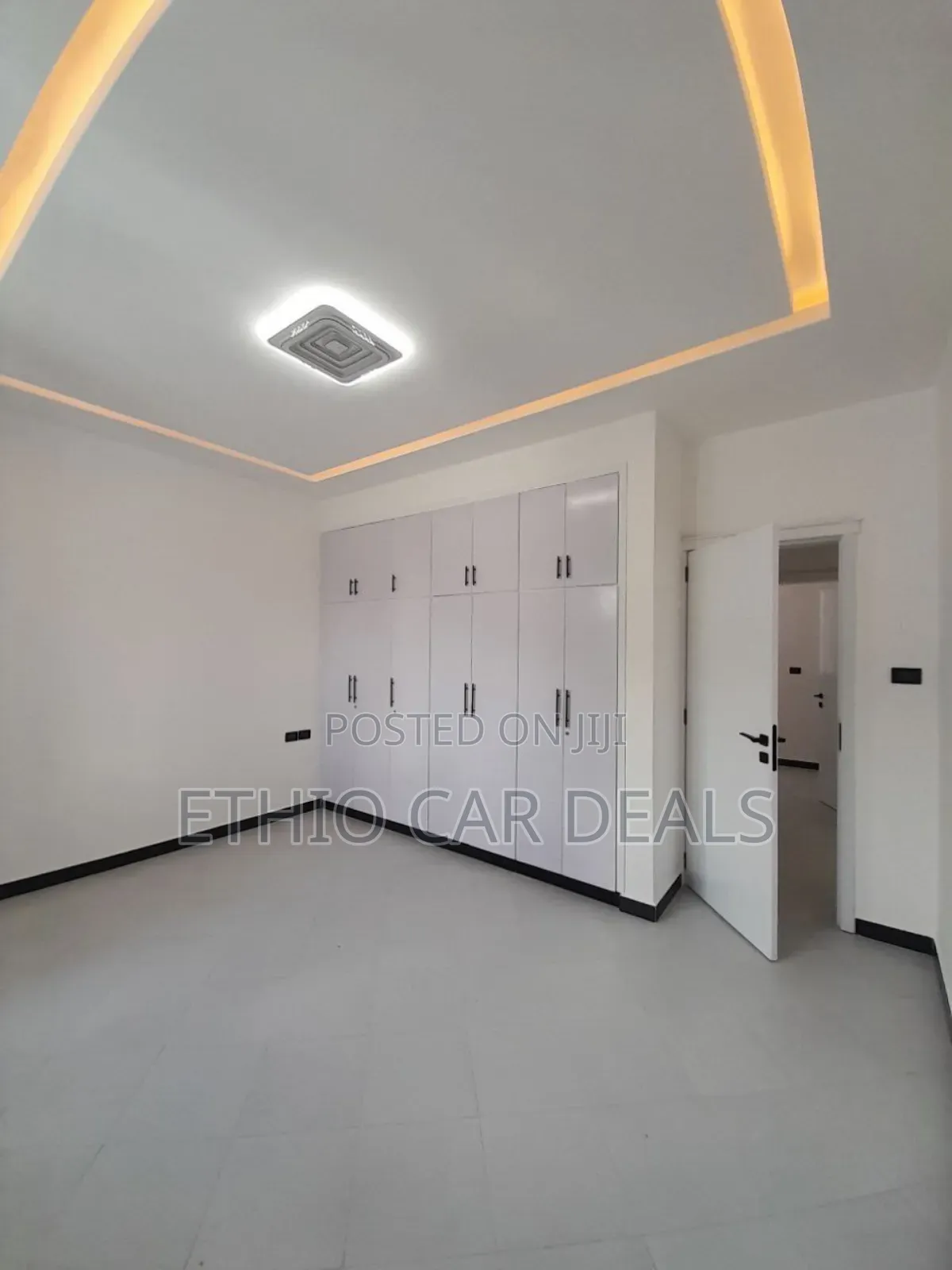 Furnished 6bdrm Villa in Bole for sale