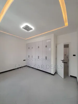 Furnished 6bdrm Villa in Bole for sale