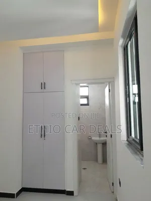 Furnished 6bdrm Villa in Bole for sale