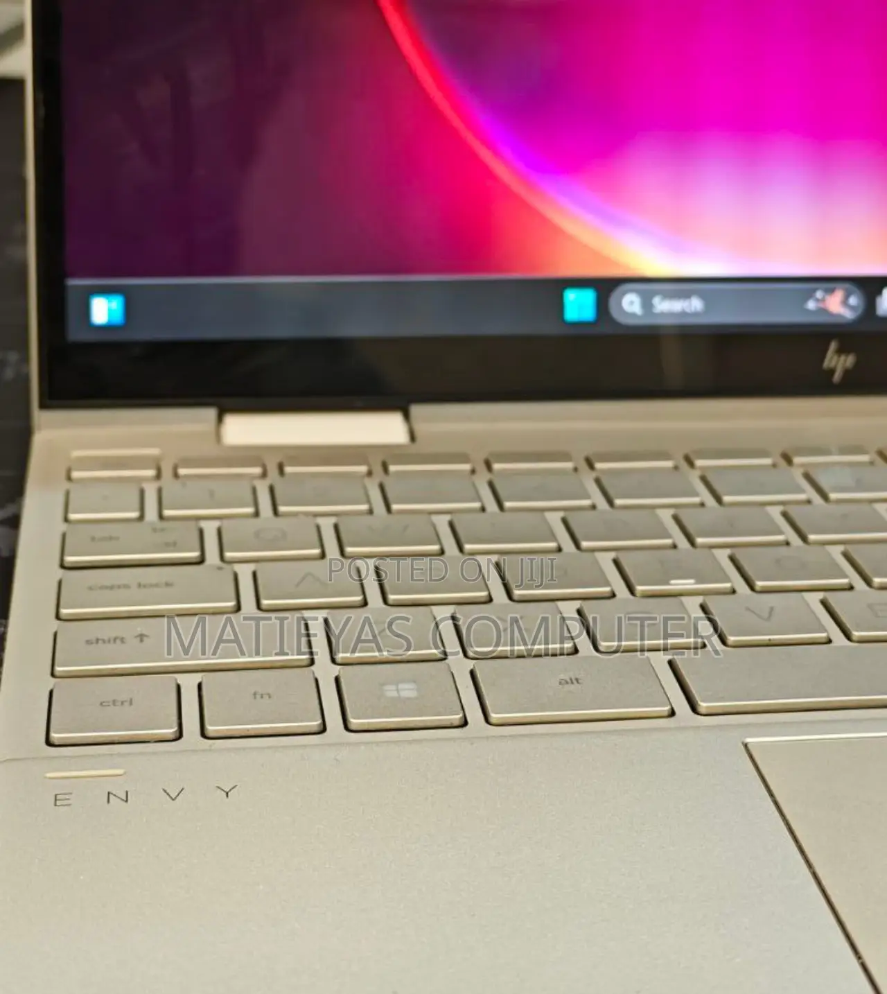 New Laptop HP Envy X360 8GB Intel Core I7 SSD 1T