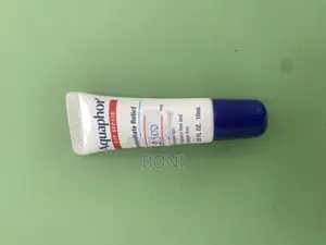 Photo - Aquaphor Lip Repair