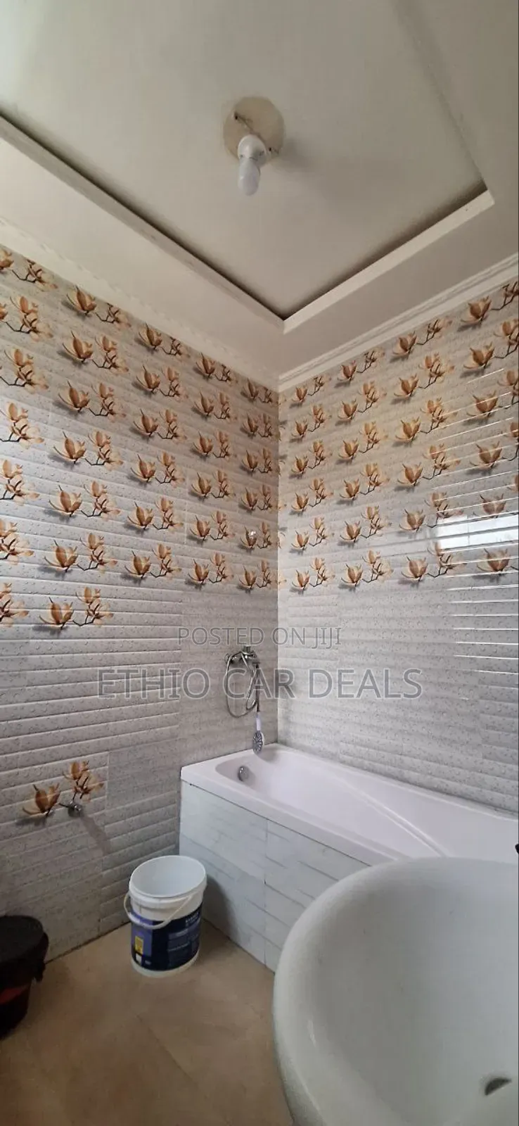 Furnished 6bdrm Villa in Bole for sale