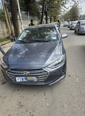 Photo - Hyundai Avante 2017 Blue