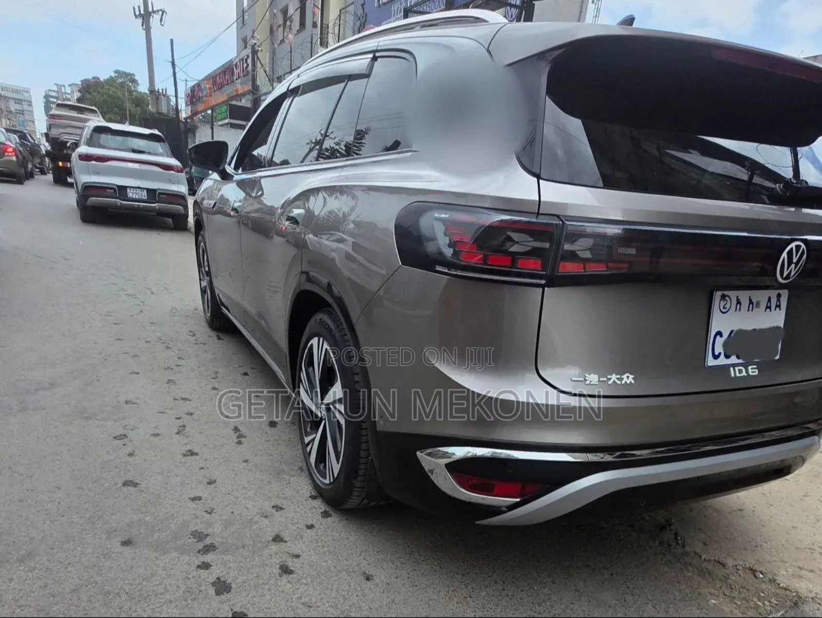 New Volkswagen ID.6 2024 Gold