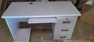 Photo - Office Table 150cm With Keyboard and Cpu Holder