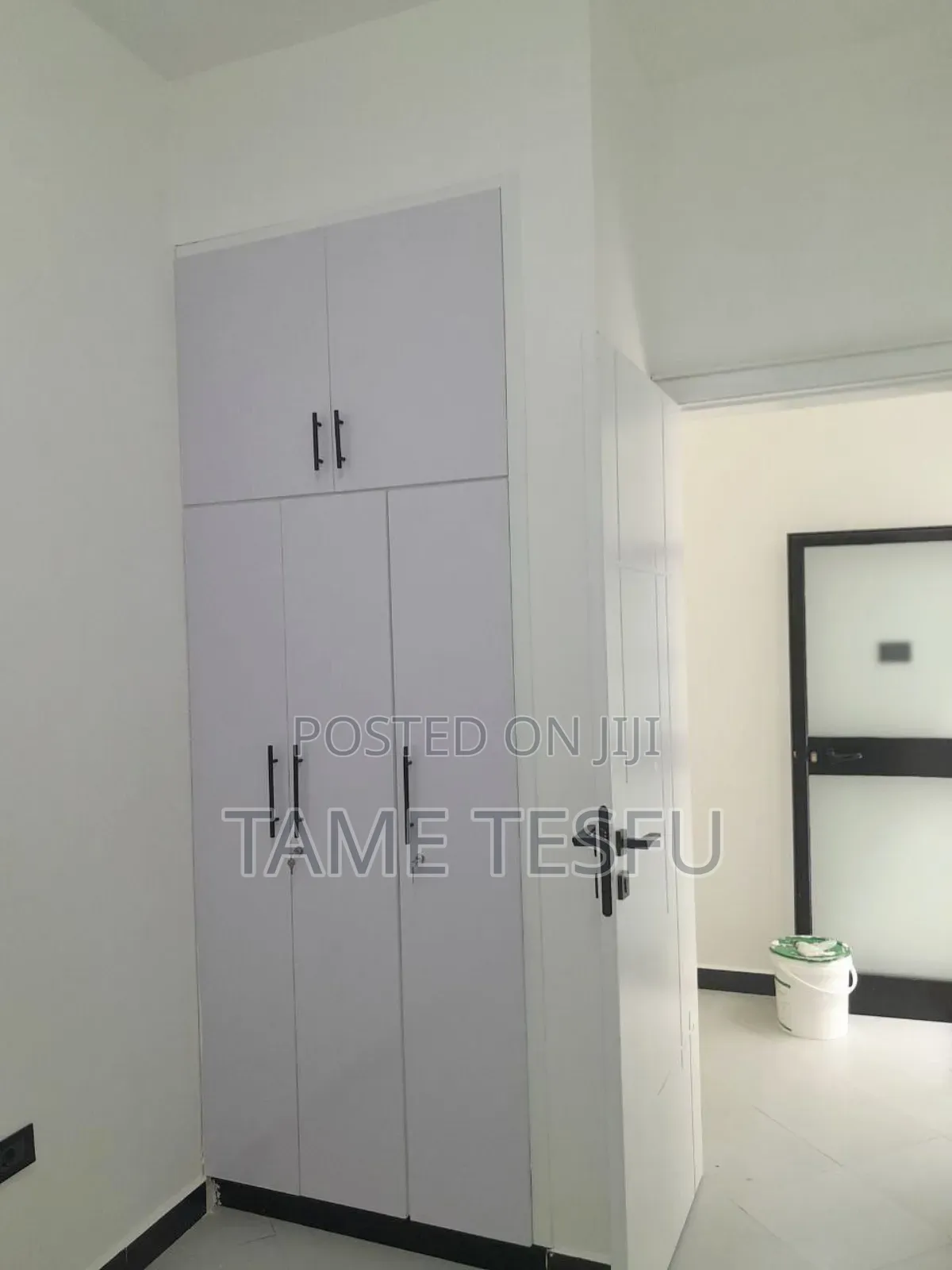 Furnished 6bdrm Villa in ሀያት ዞን ዉስጥ, Bole for sale