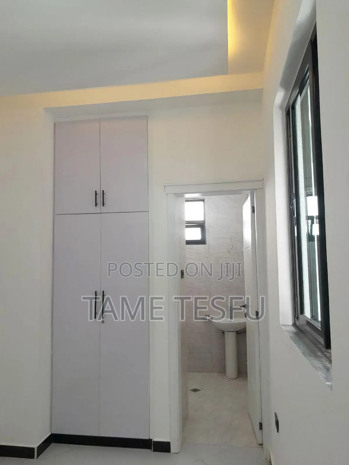 Furnished 6bdrm Villa in ሀያት ዞን ዉስጥ, Bole for sale