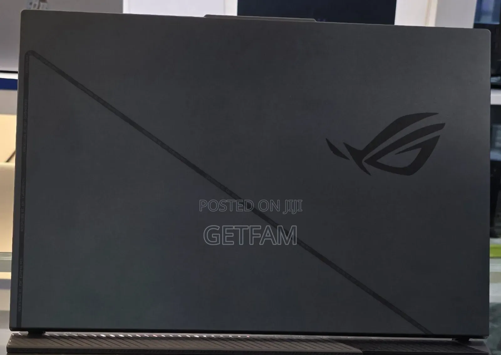 New Laptop Asus ROG Strix G15 16GB Intel Core I9 SSD 1T