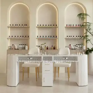 Nail Tabel (Manicure) የጥፍር ጠረጴዛ