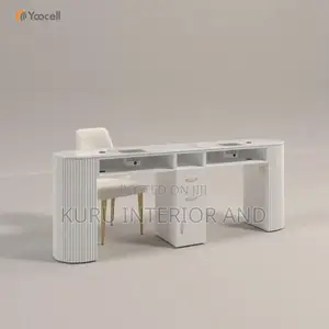 Nail Tabel (Manicure) የጥፍር ጠረጴዛ