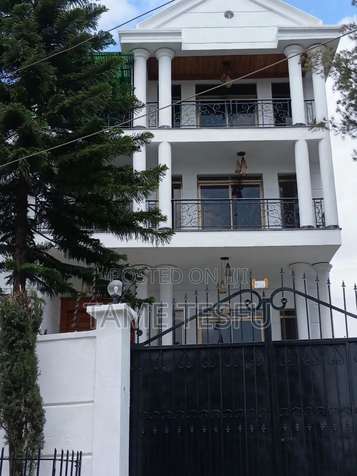 Furnished 8bdrm House in Makinisa, Nifas Silk-Lafto for sale