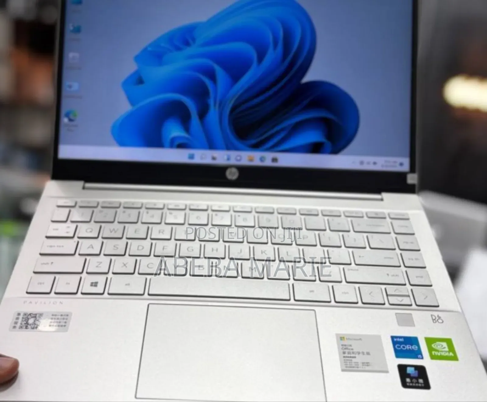 New Laptop HP Pavilion 14 16GB Intel Core I7 SSD 512GB