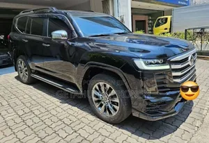 Toyota Land Cruiser 2023 Black