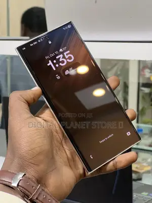 Photo - New Samsung Galaxy S22 Ultra 512 GB White