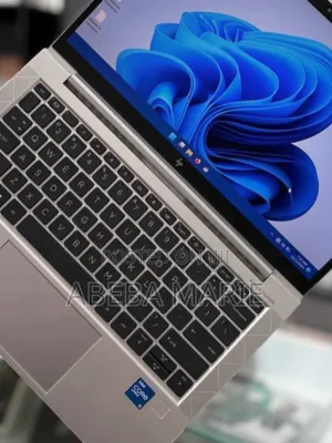 New Laptop HP EliteBook 840 G8 16GB Intel Core I5 SSD 512GB