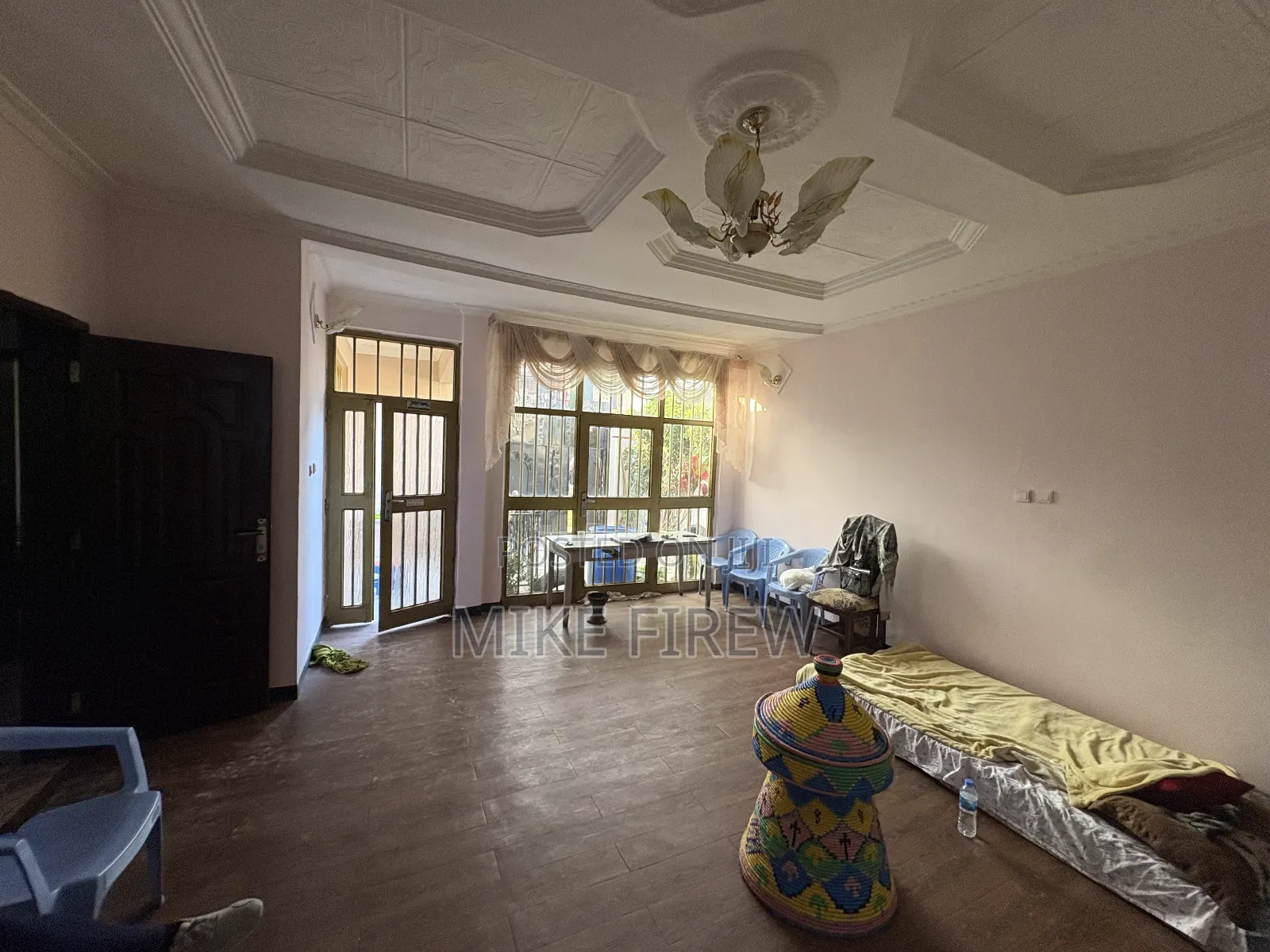 3bdrm House in Akaky Kaliti for sale