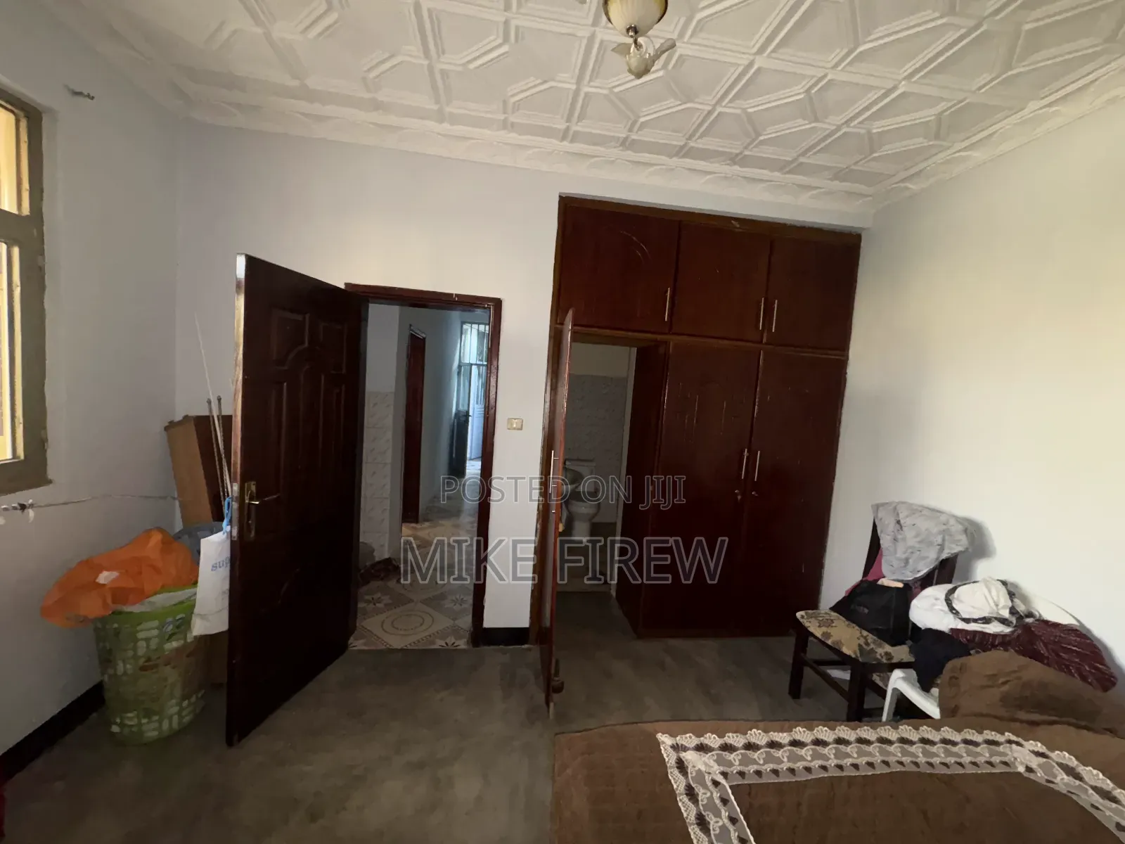 3bdrm House in Akaky Kaliti for sale