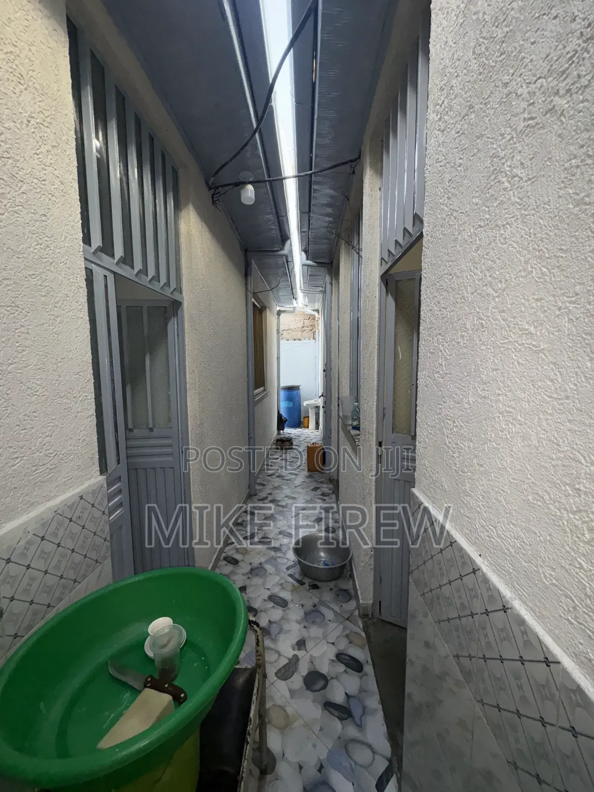 3bdrm House in Akaky Kaliti for sale
