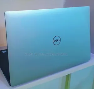 New Laptop Dell Precision 5540 24GB Intel Core I7 SSD 1T
