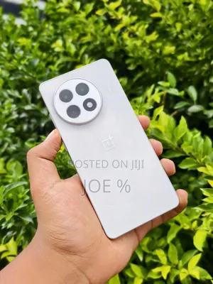 Photo - New OnePlus Ace 256 GB White