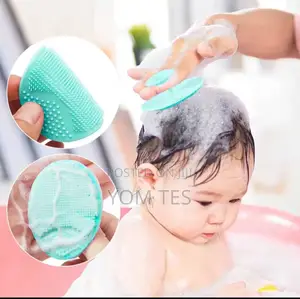 Photo - Baby Silicone Cleansing Cradle Cap