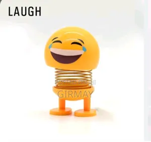 Car Dashboard's Shaking Heads