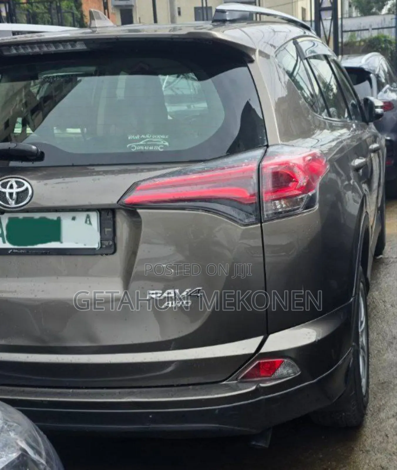 Toyota RAV4 2017 Gold