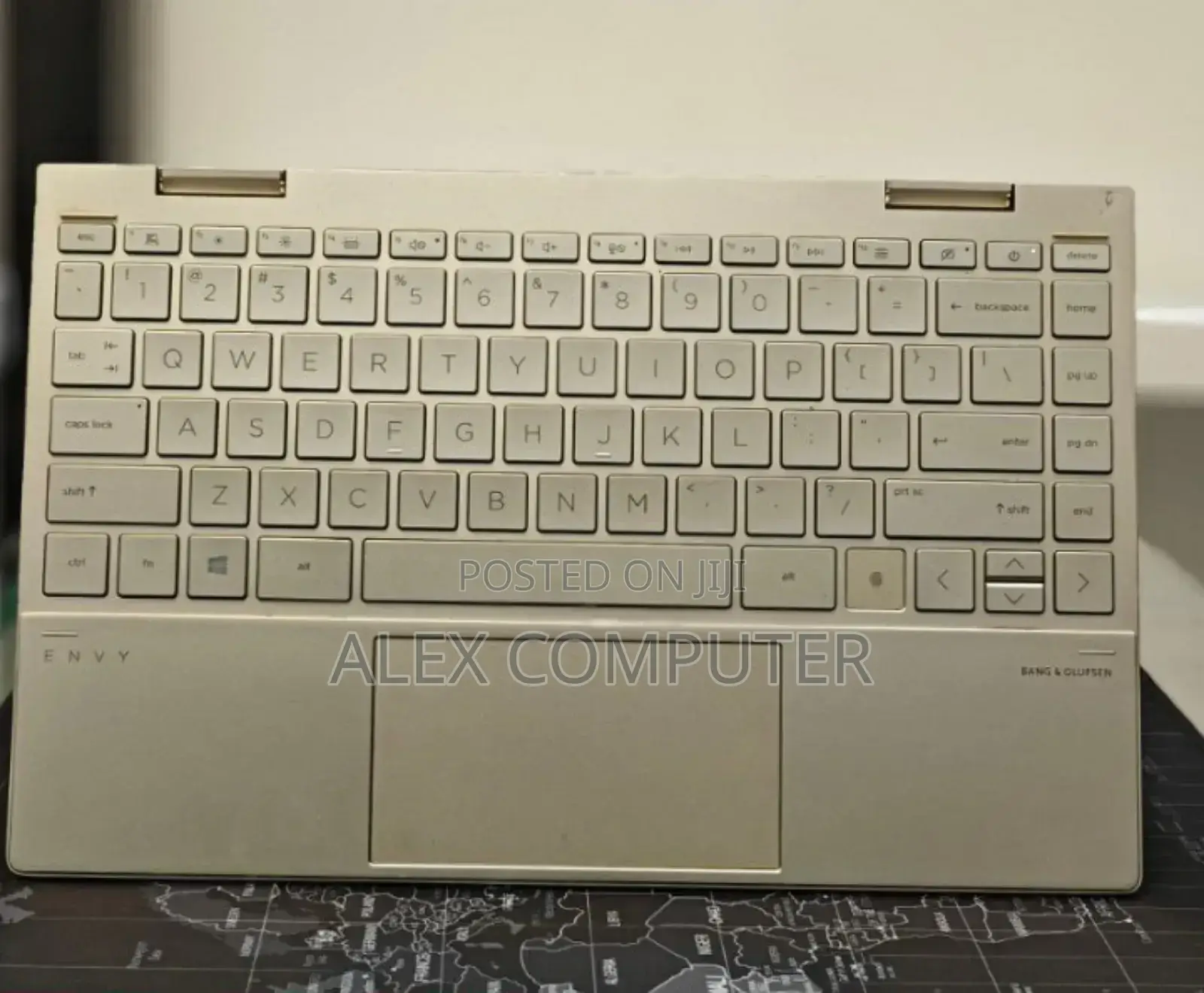 New Laptop HP Envy X360 8GB Intel Core I7 SSD 1T