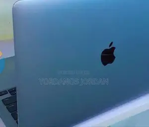 New Laptop Apple MacBook Air 2020 M1 8GB Apple M1 SSD 256GB