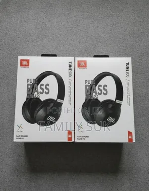 Photo - JBL 900 Level Up: Hear the Details.