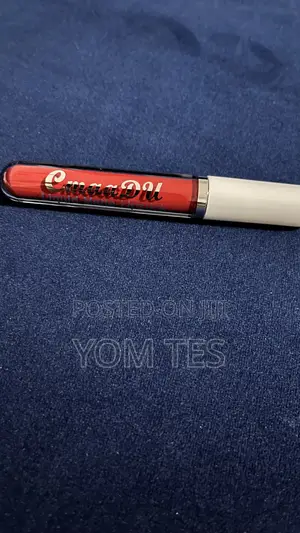 Photo - Cmaadu Matte Lipstick Red Shade(No 14