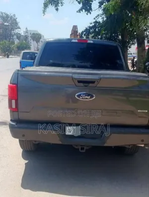 Ford F-150 Lariat 4x2 SuperCab Styleside 6.5 ft. box 145 in. WB 2020