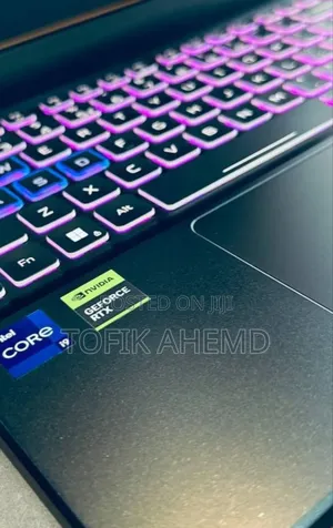 New Laptop Acer Predator Helios 300 8GB Intel Core I9 SSD 1T