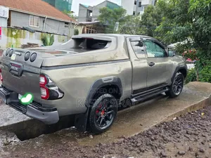Photo - Toyota Hilux Revo Single Cab Deisel 2.8 AWD 2021 Gray