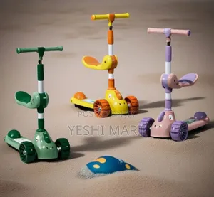 Flashing Wheels Scooter for Kids, Adjustable Height Foldable Scooter