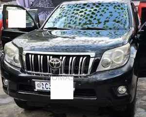 Photo - Toyota Land Cruiser 2013 Black