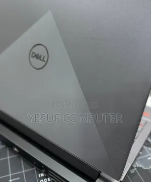New Laptop Dell G15 5511 16GB Intel Core i7 SSD 1T