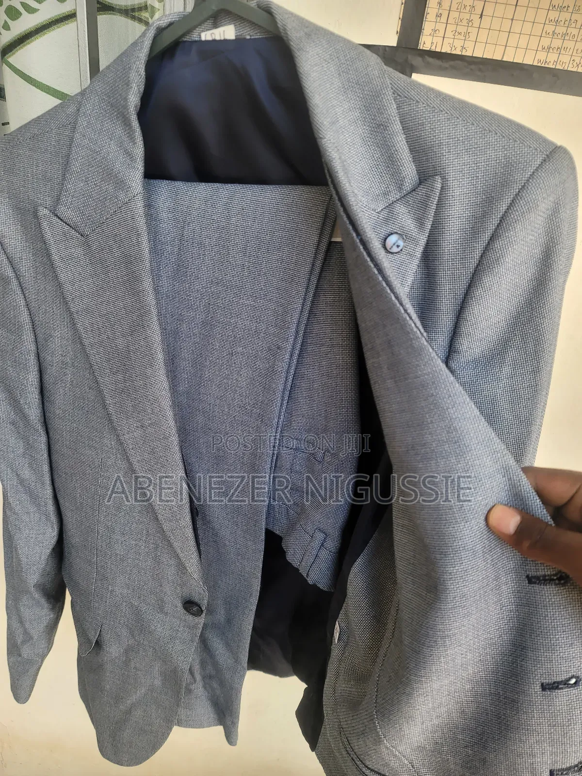 Men's Suit