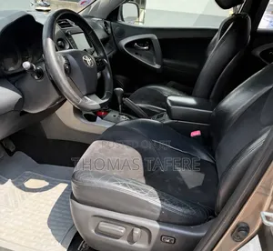 Toyota RAV4 2013 Beige