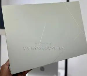 New Laptop Asus Zenbook 14 UX434 16GB Intel Core i7 SSD 512GB