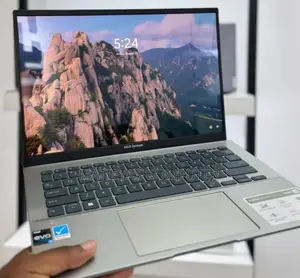 New Laptop Asus Zenbook 14 UX434 16GB Intel Core i7 SSD 512GB