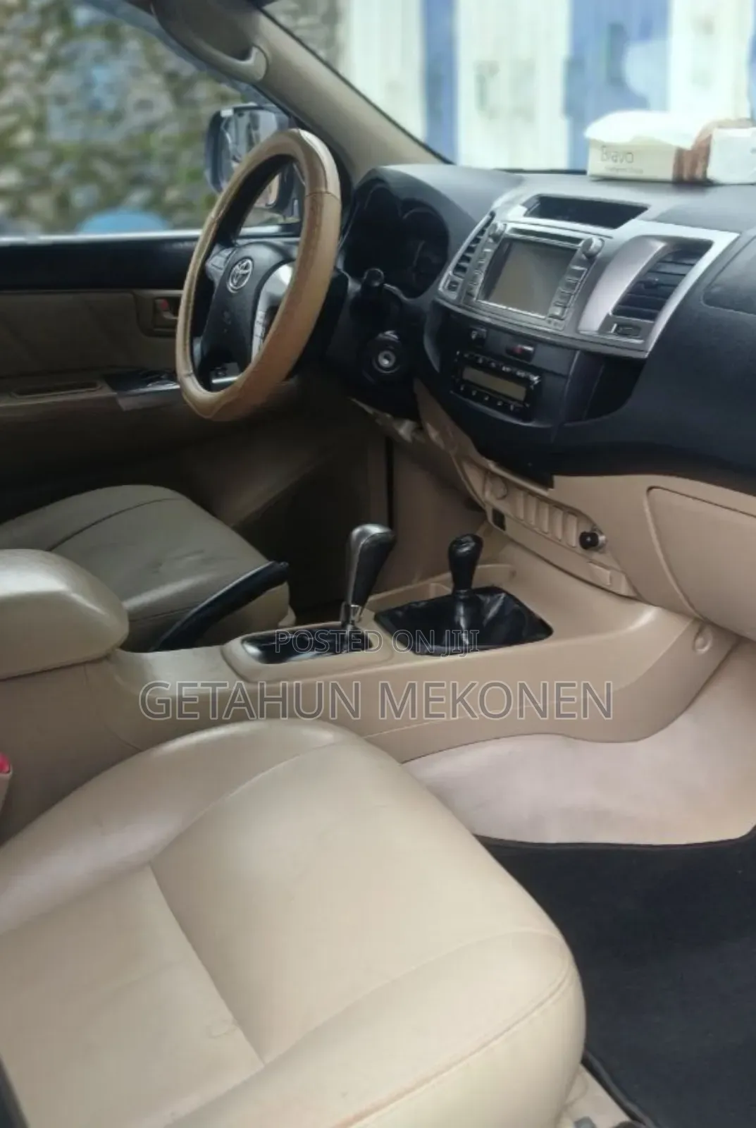 Toyota Hilux 2015 Silver