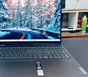 New Laptop Lenovo Yoga 7i 16GB Intel Core I7 SSD 512GB